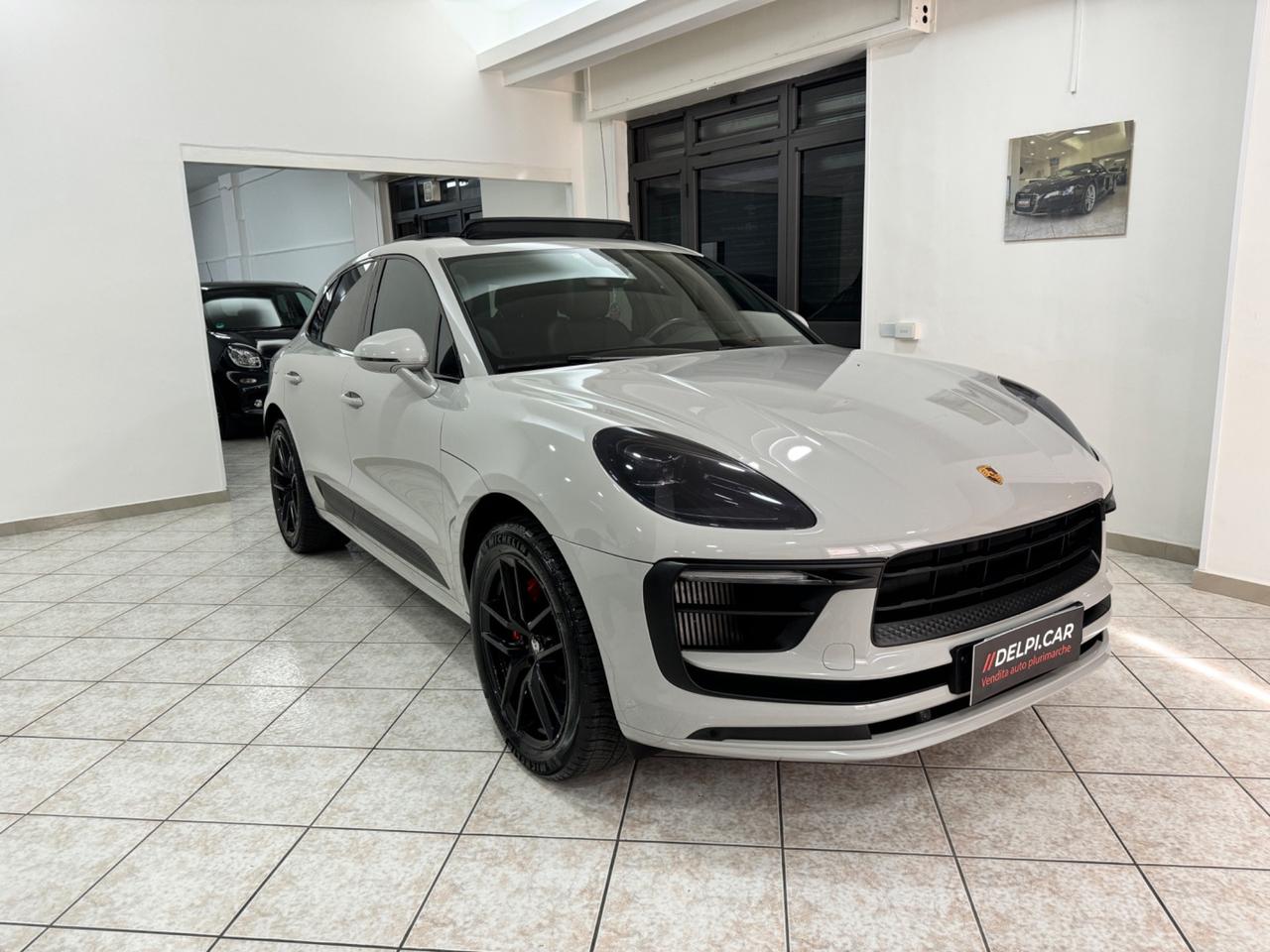 Porsche Macan S