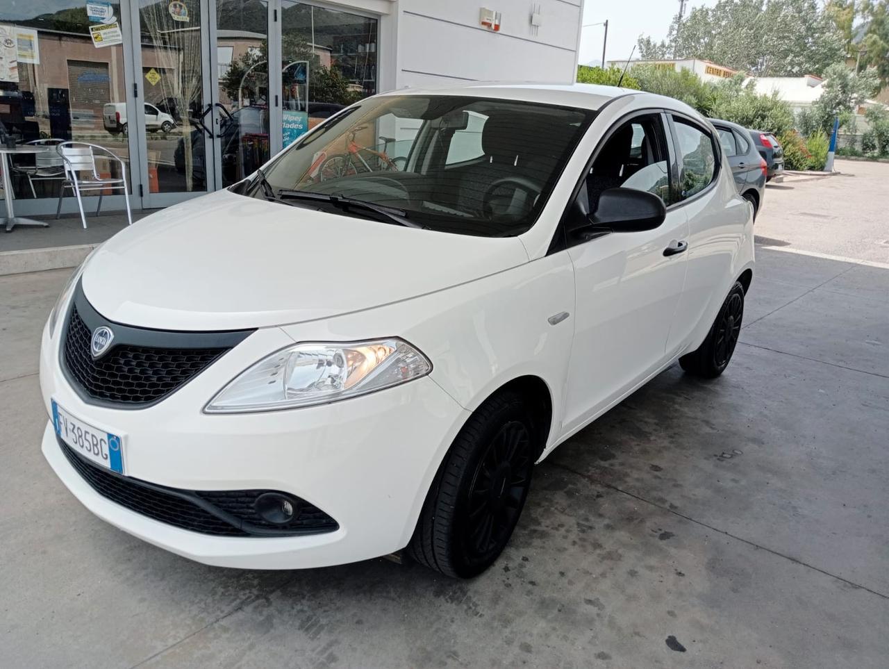 Lancia Ypsilon 1.2 69 CV 5 porte S&S Elefantino Blu