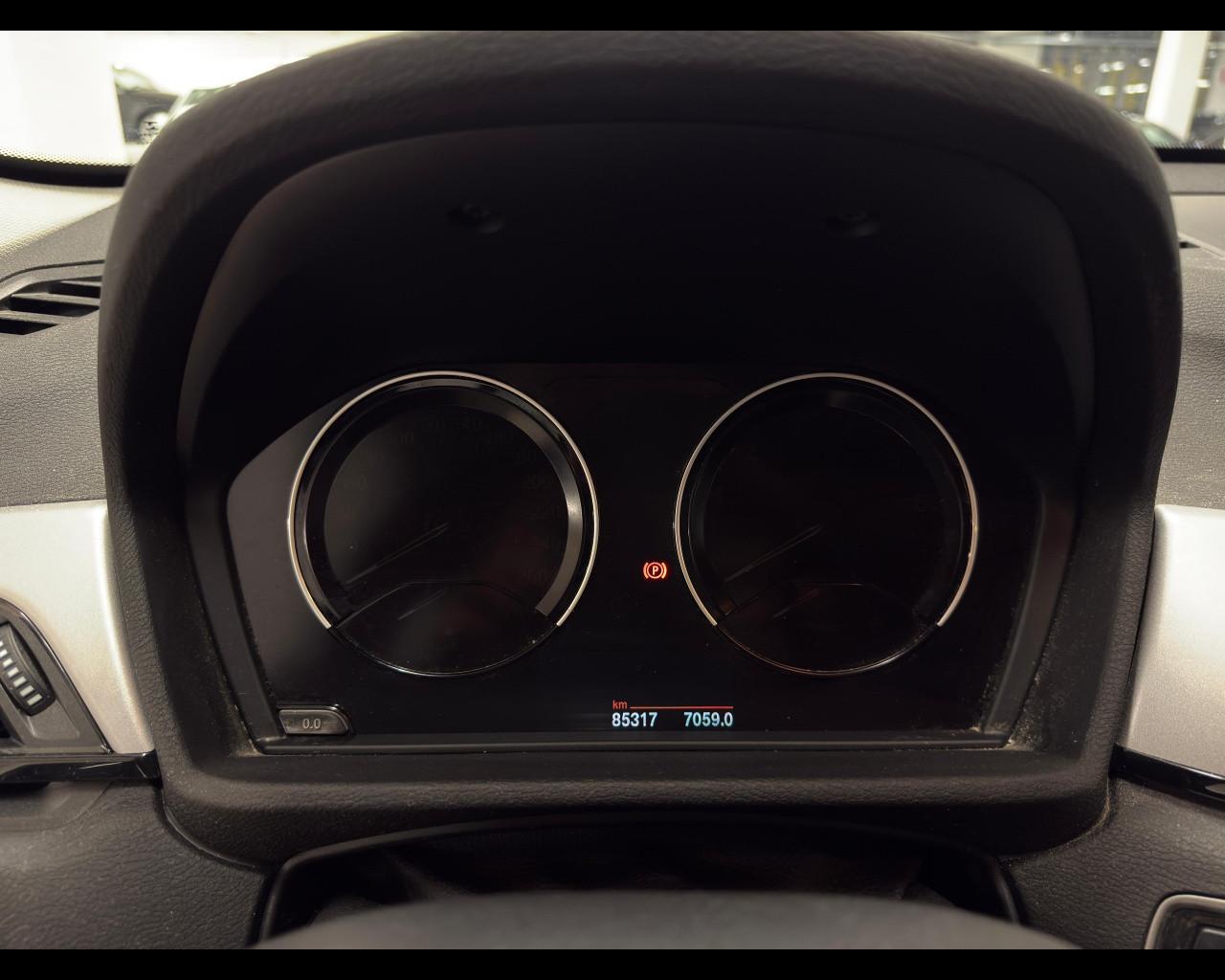 BMW X1 (F48) - X1 sDrive18i Advantage