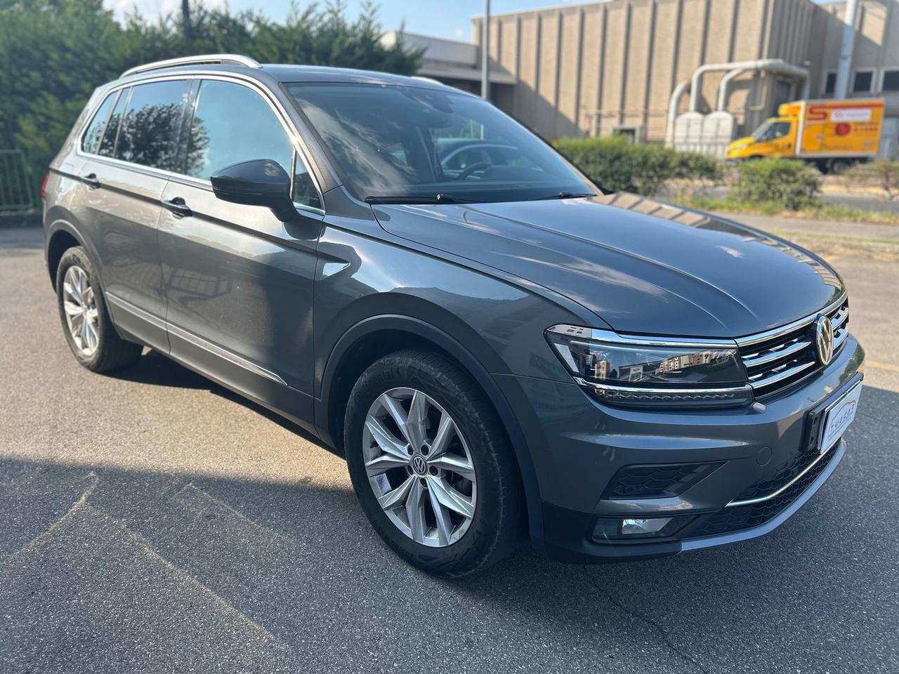 Volkswagen Tiguan Advanced 2.0 TDI #6541