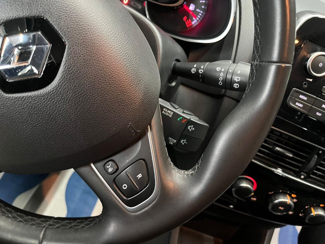 Renault Clio TCe 12V 75 CV 5 porte Generation OK NEOPATENTATI