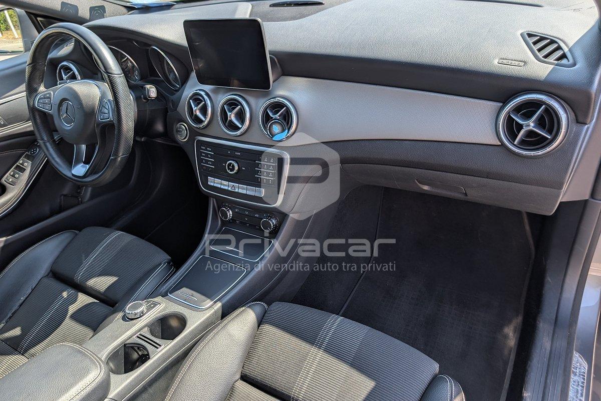 MERCEDES CLA 200 d Automatic Sport