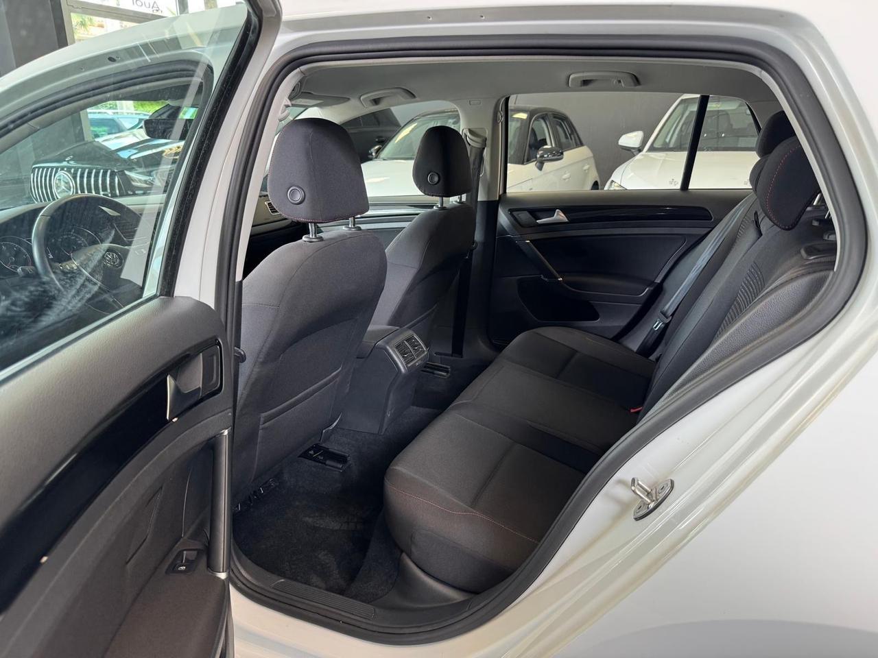 Volkswagen Golf 1.6 TDI 115 CV 5p. Executive BlueMotion Technology