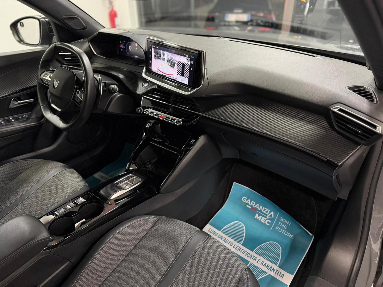 Peugeot 2008 BlueHDi 130 S&S EAT8 Allure