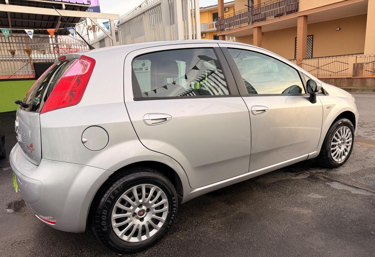Fiat Punto STREET 1.2 8V km 140.000 Anno 2015