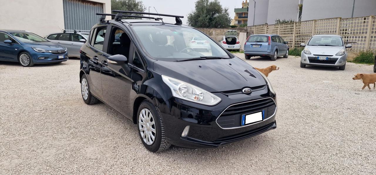 Ford B-Max 1.0 benz Business Titanium 2017