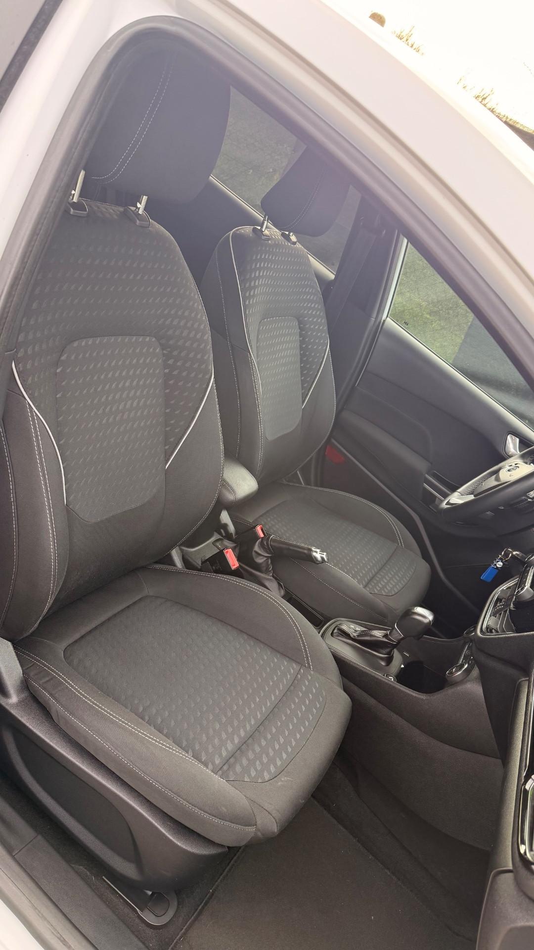 Ford Fiesta Plus 1.0 EcoBoost 100CV 5 porte Powershift motore nuovo