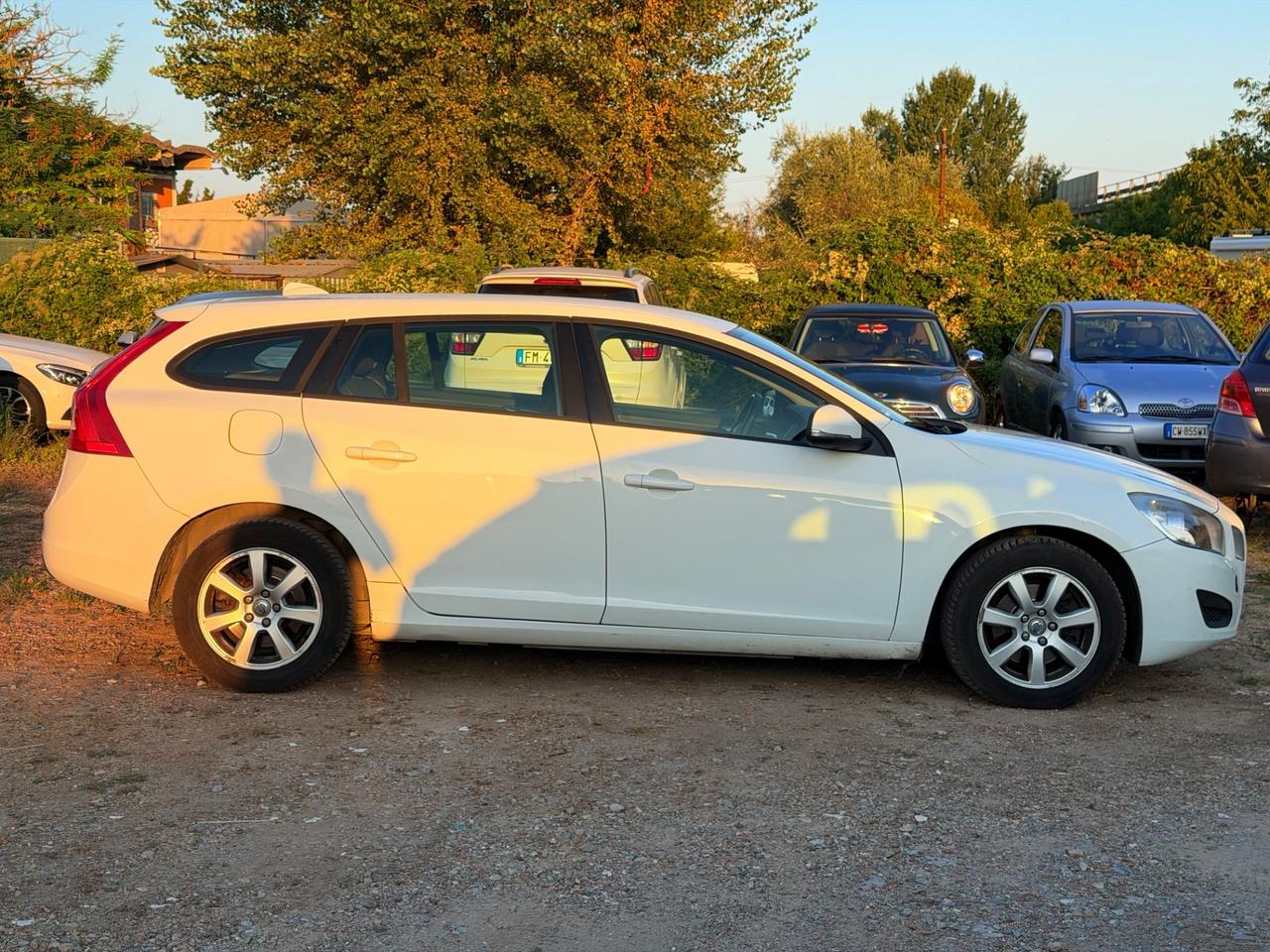 Volvo V60 D3 Summum 2.0 163cv Euro 5 2011