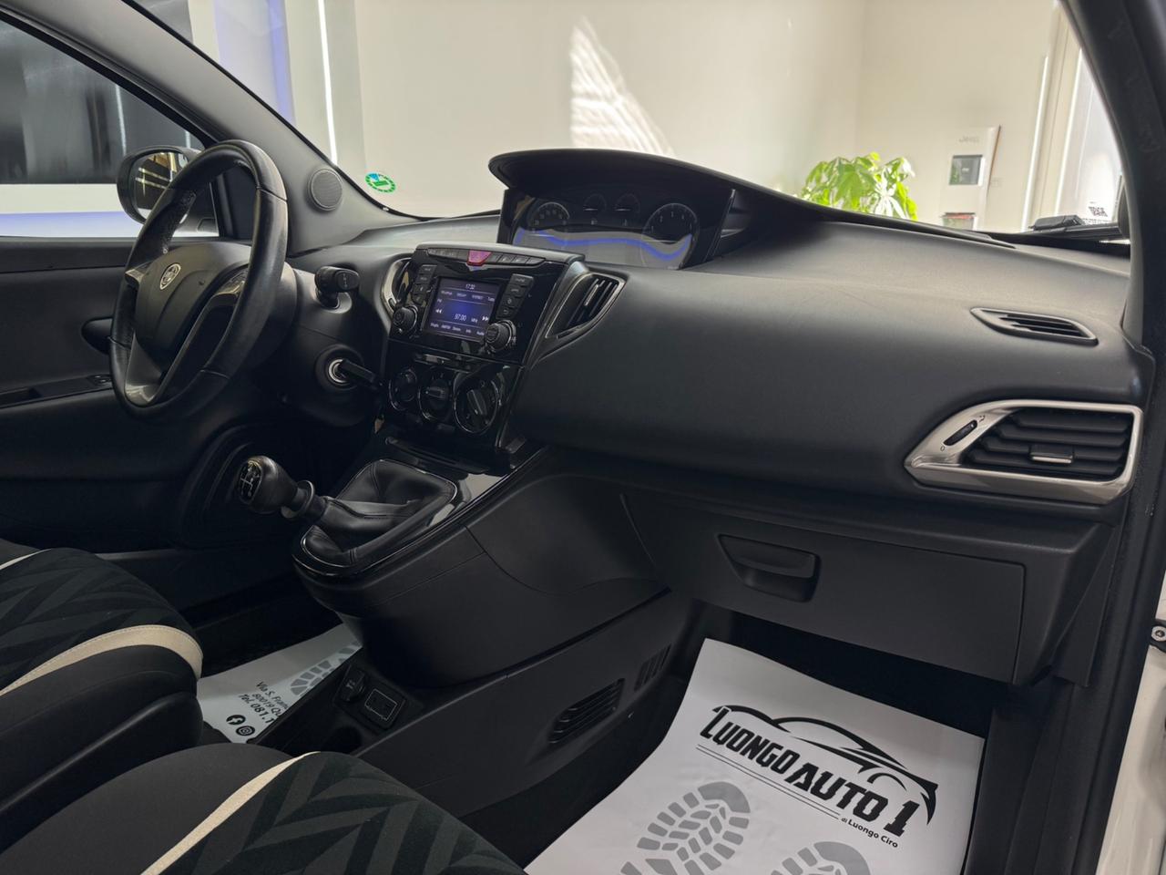 Lancia Ypsilon 1.2 GPL Ecochic Platinum