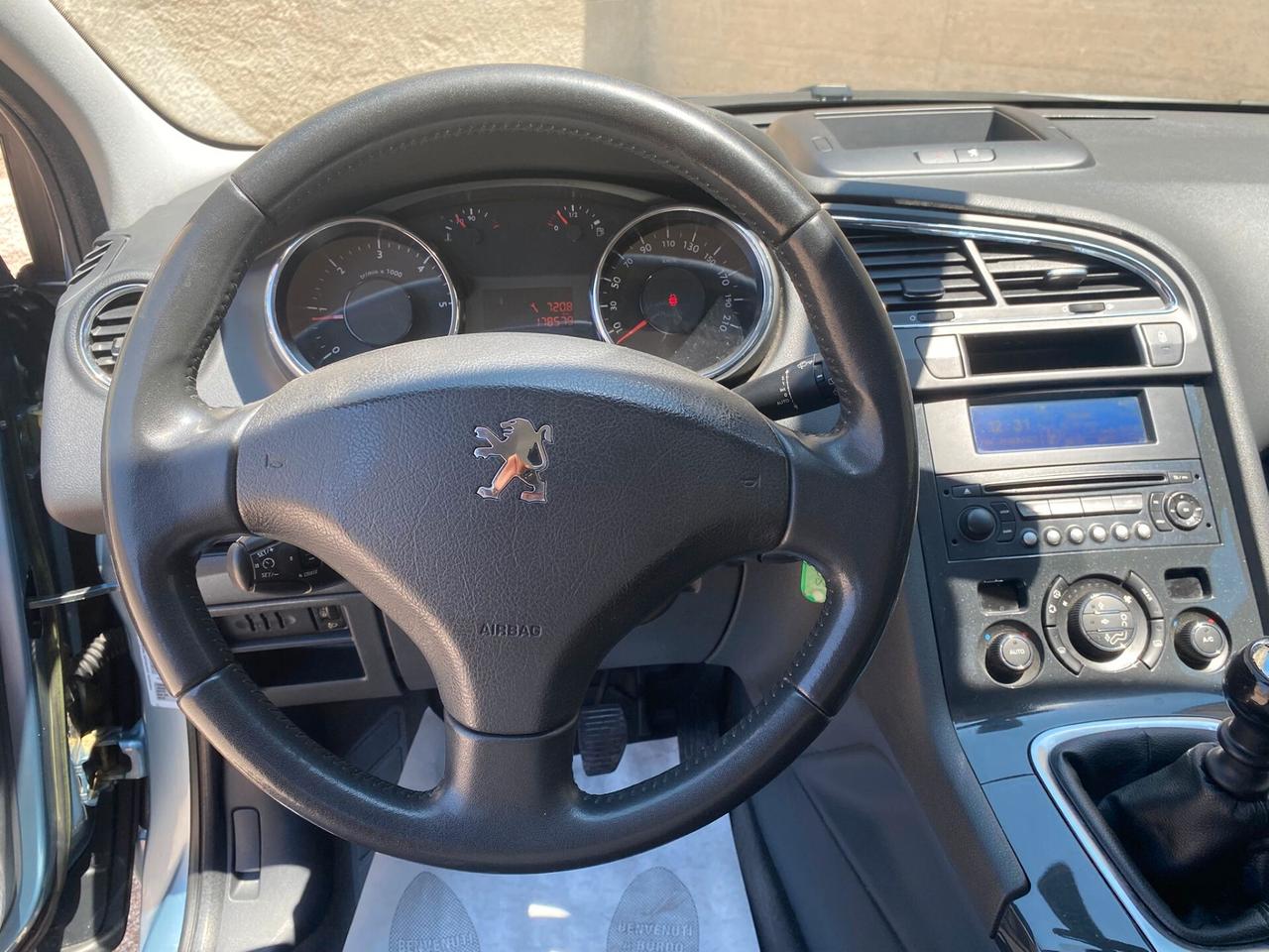 Peugeot 5008 1.6 HDi 112CV Tecno