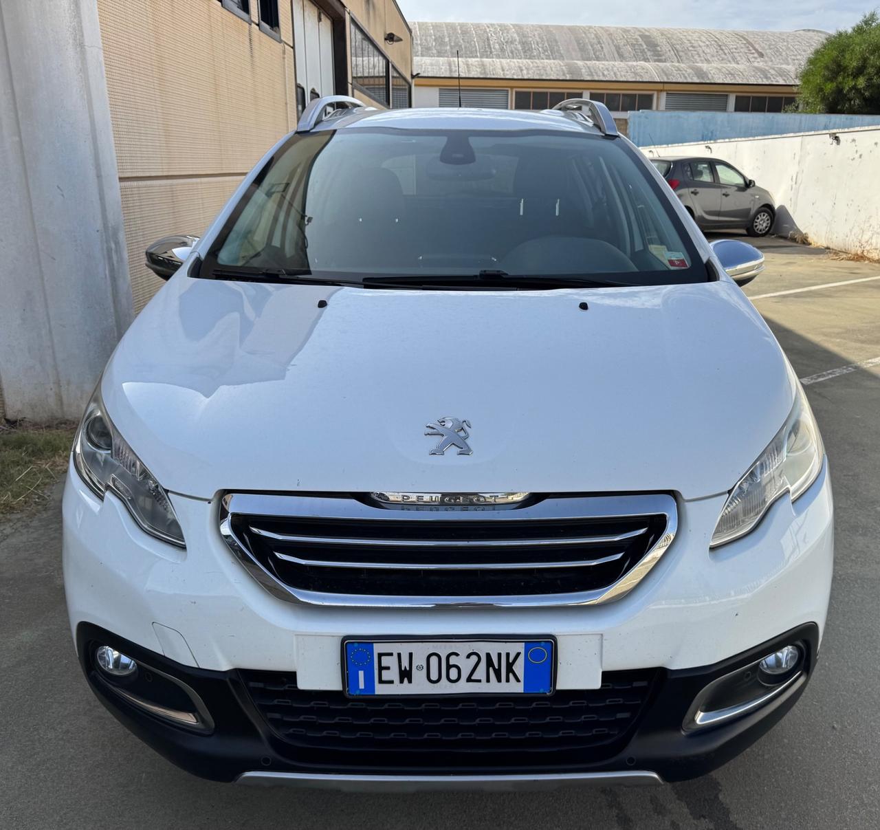 Peugeot 2008 1.6 e-HDi 92 Allure -GRIP CONTROL-