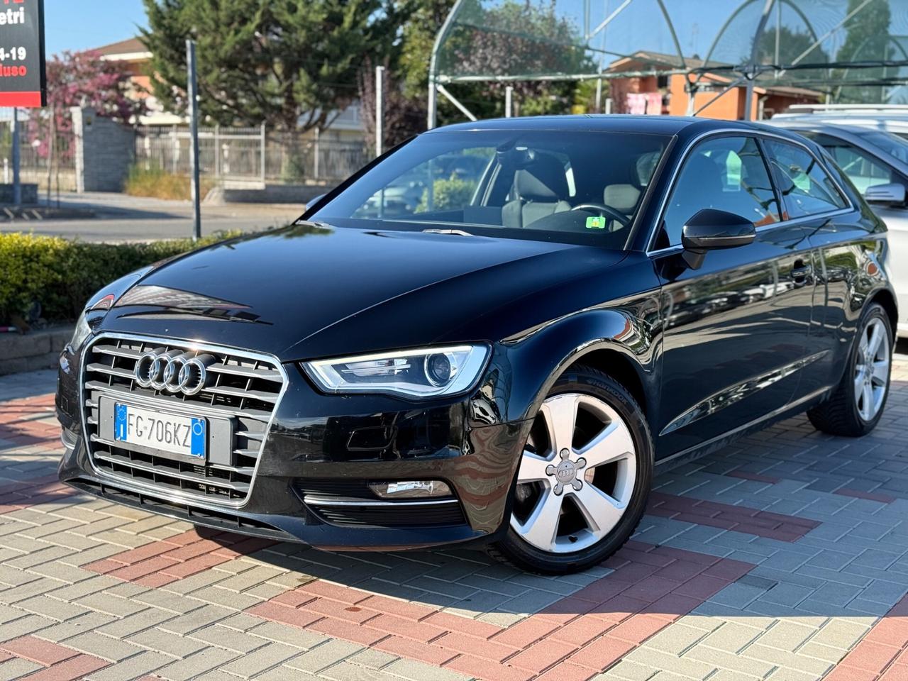 Audi A3 1.6 TDI Design 3 PORTE EURO6