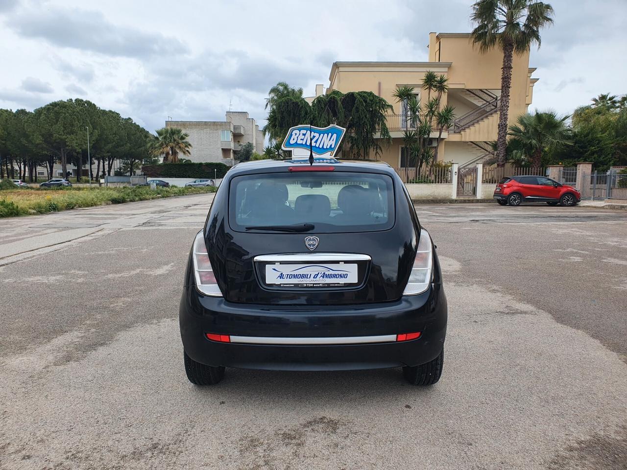 Lancia Ypsilon 1.2 Benz/GPL 44 KW 60 CV Neopatentati