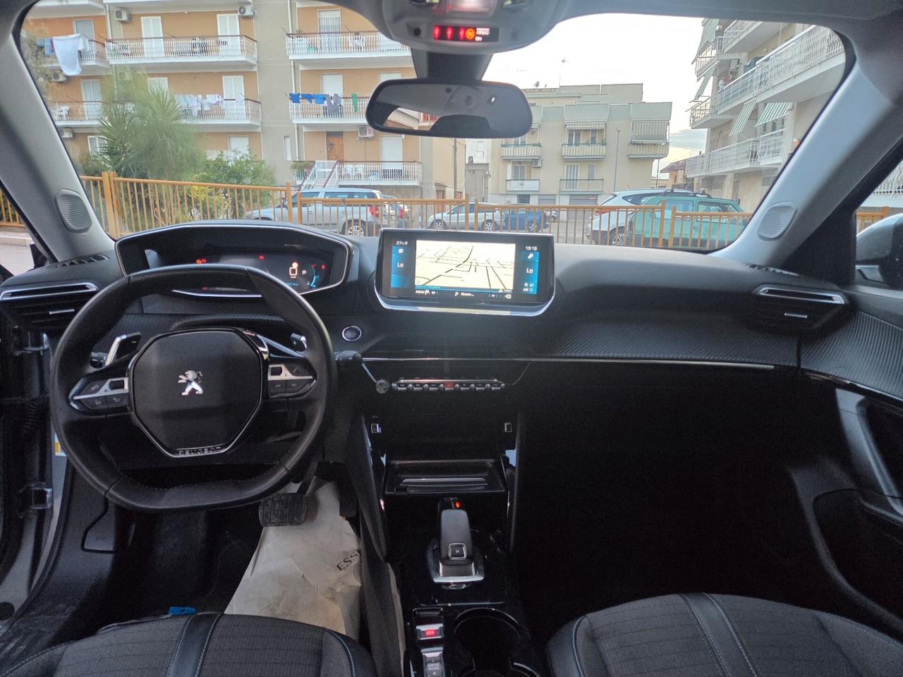 Peugeot 2008 BlueHDi 110 S&S Allure Pack