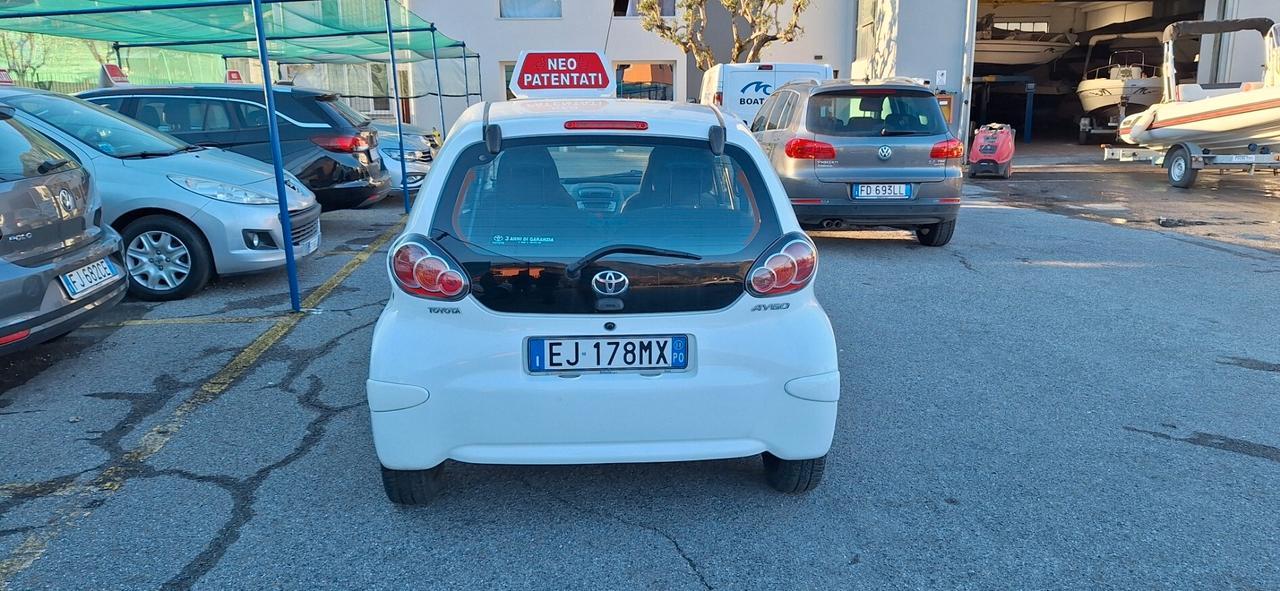 Toyota Aygo 1.0 12V VVT-i 5 porte Sol Connect