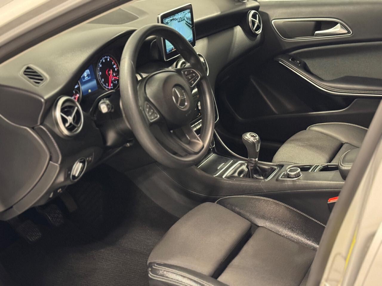 Mercedes-benz A 180 Manuale