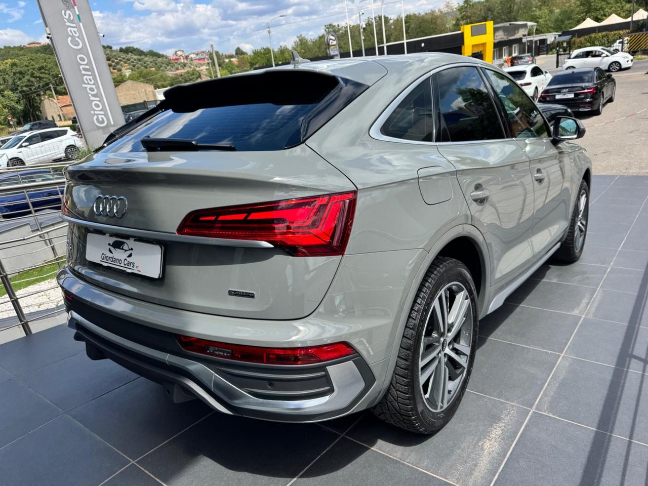 Audi Q5 SPB 40 TDI quattro S tronic line plus 204cv grigio nardo’