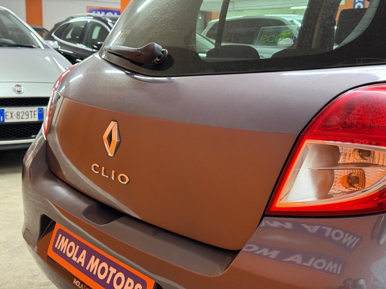 Renault Clio 1.2 16V 5 porte Dynamique