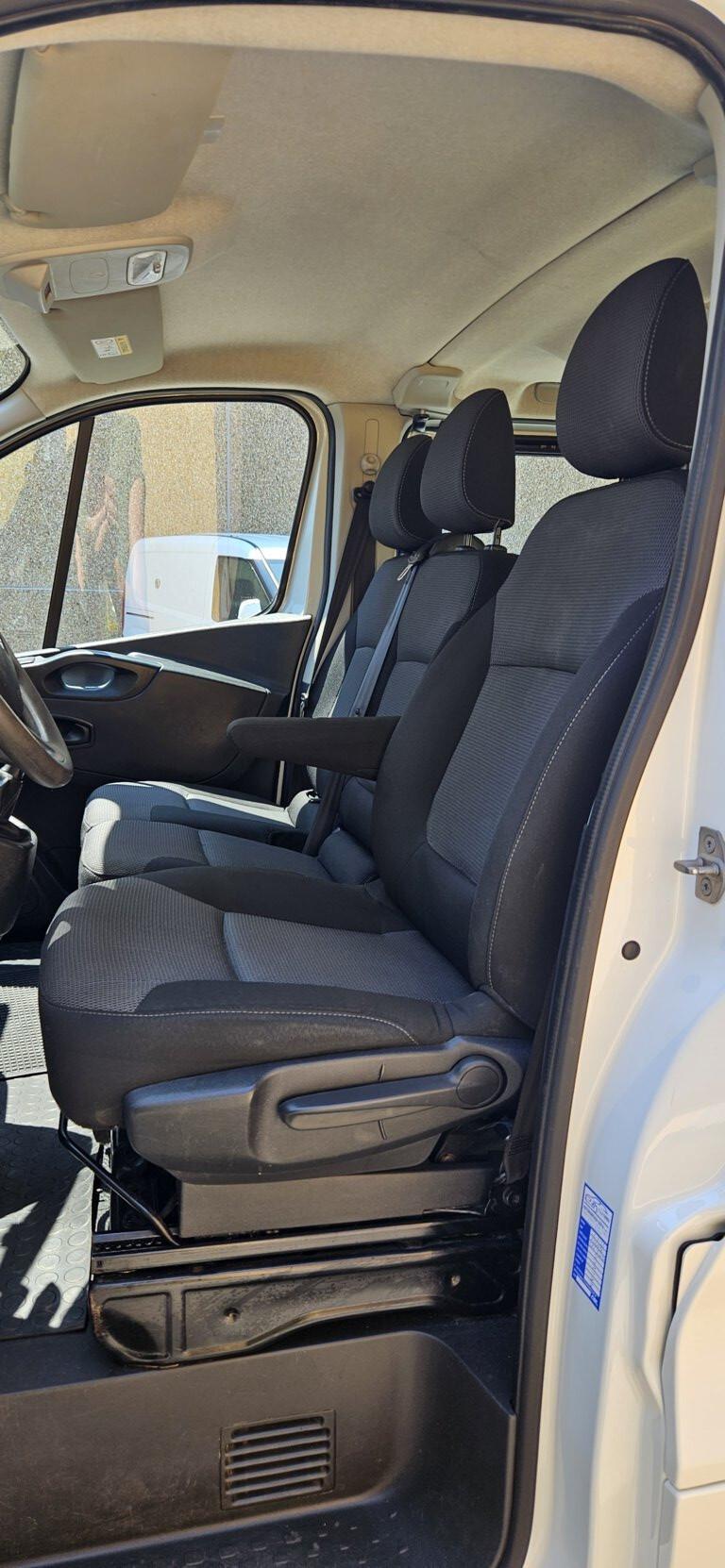 Renault Trafic T27 2.0 dCi 120CV PC-TN - 9 POSTI PULMINO UNICO PROPRIETARIO