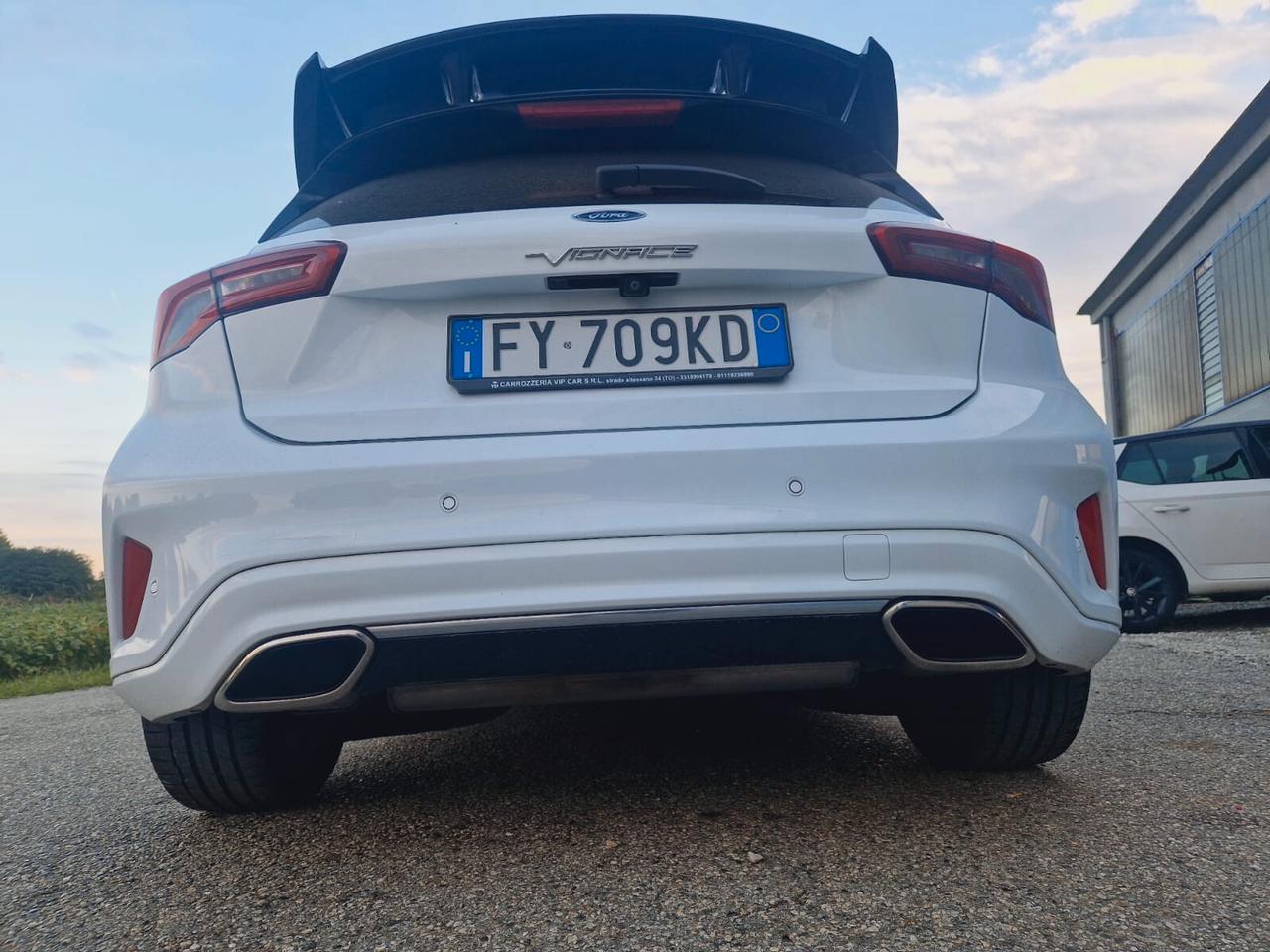 Ford Focus 1.0 EcoBoost 125 CV automatico 5p. Active V Co-Pilot