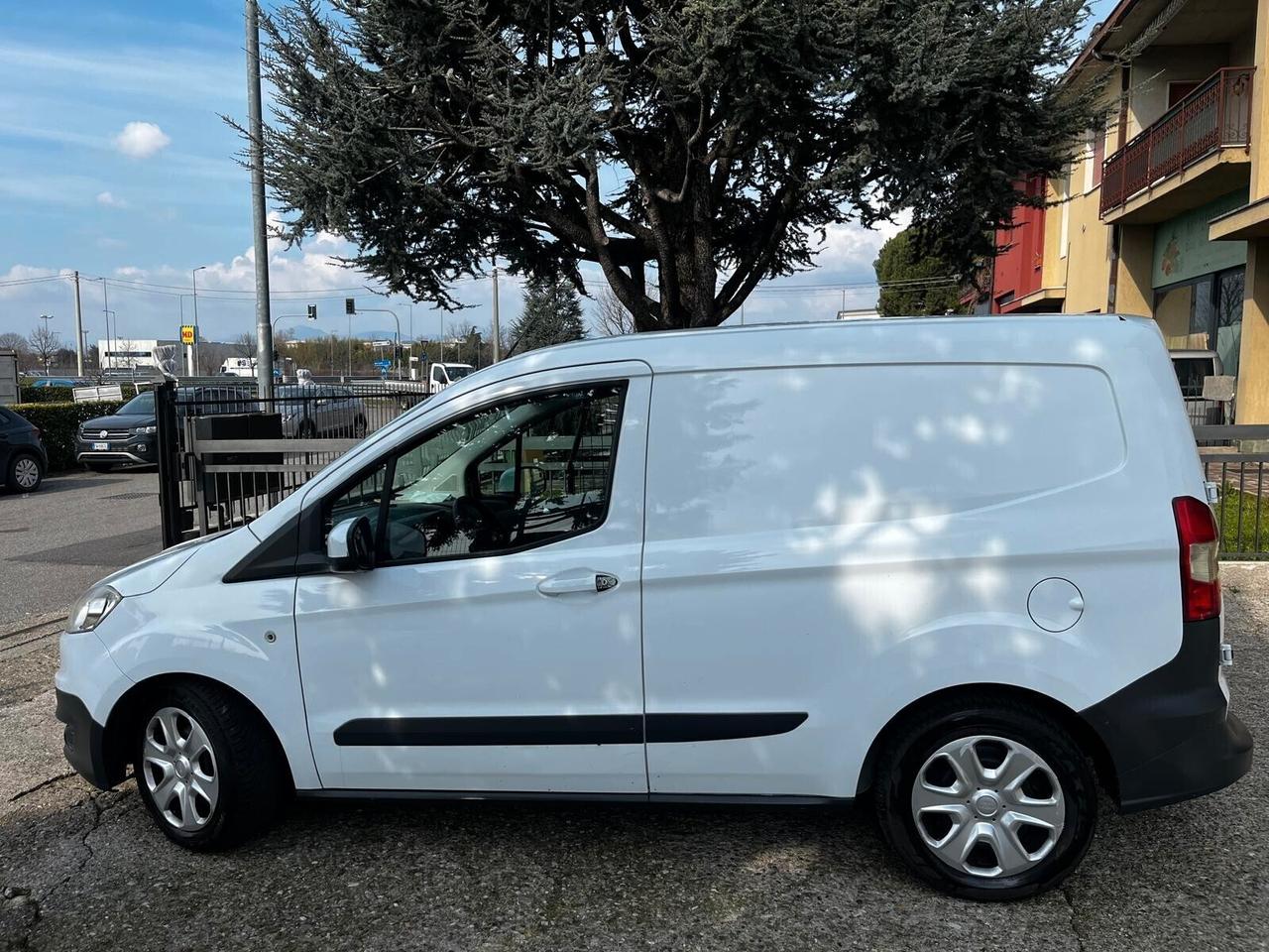 Ford Transit Courier 1.5 TDCi 75CV Van Trend 55 kw