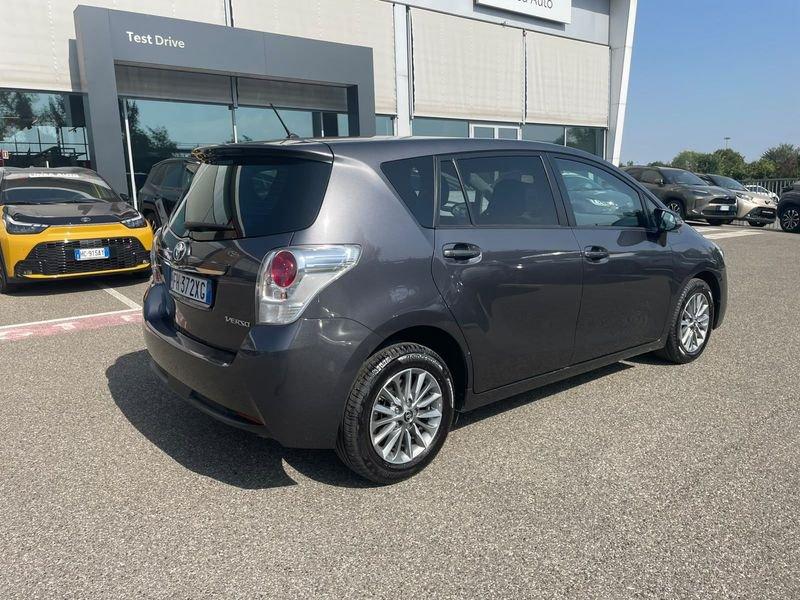 Toyota Verso 1.6 D-4D Active