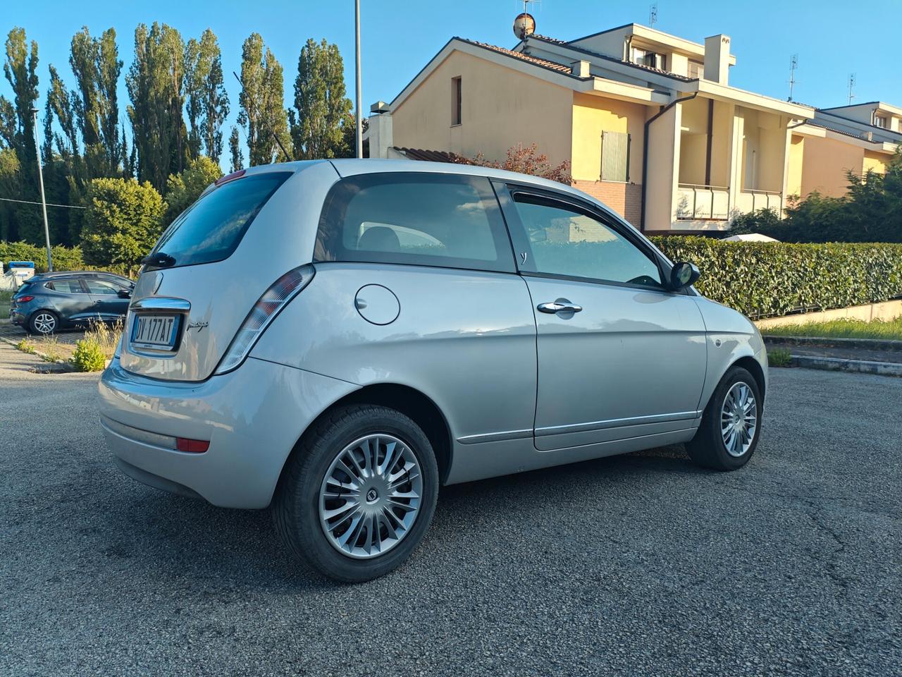 Lancia Ypsilon 1.3 diesel 115 000 km
