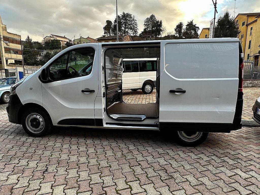 OPEL vivaro 1.6 CDTI 120CV Doppia porta laterale