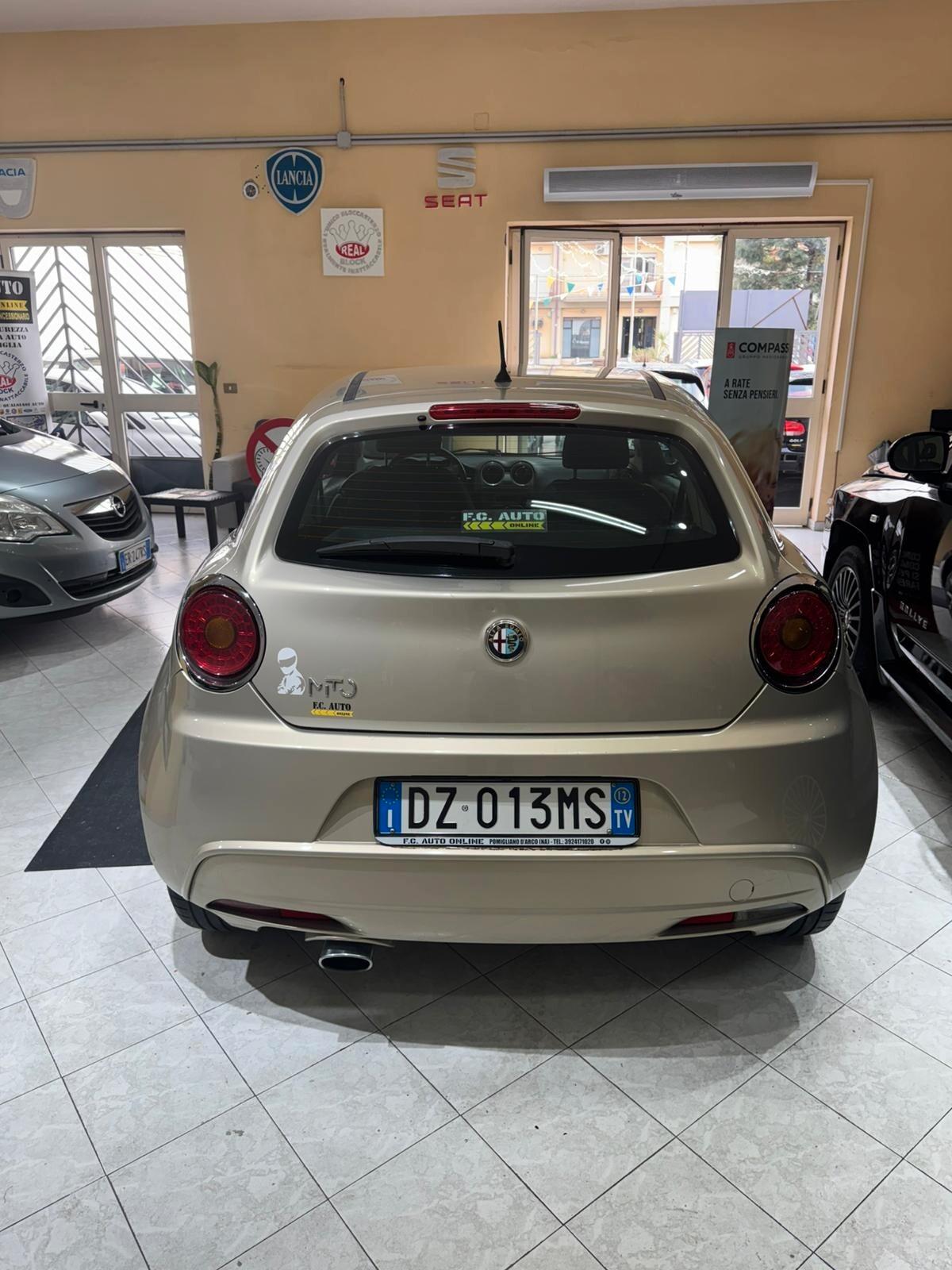 Alfa Romeo MiTo 1.6 JTDm 16V Distinctive Sport Pack