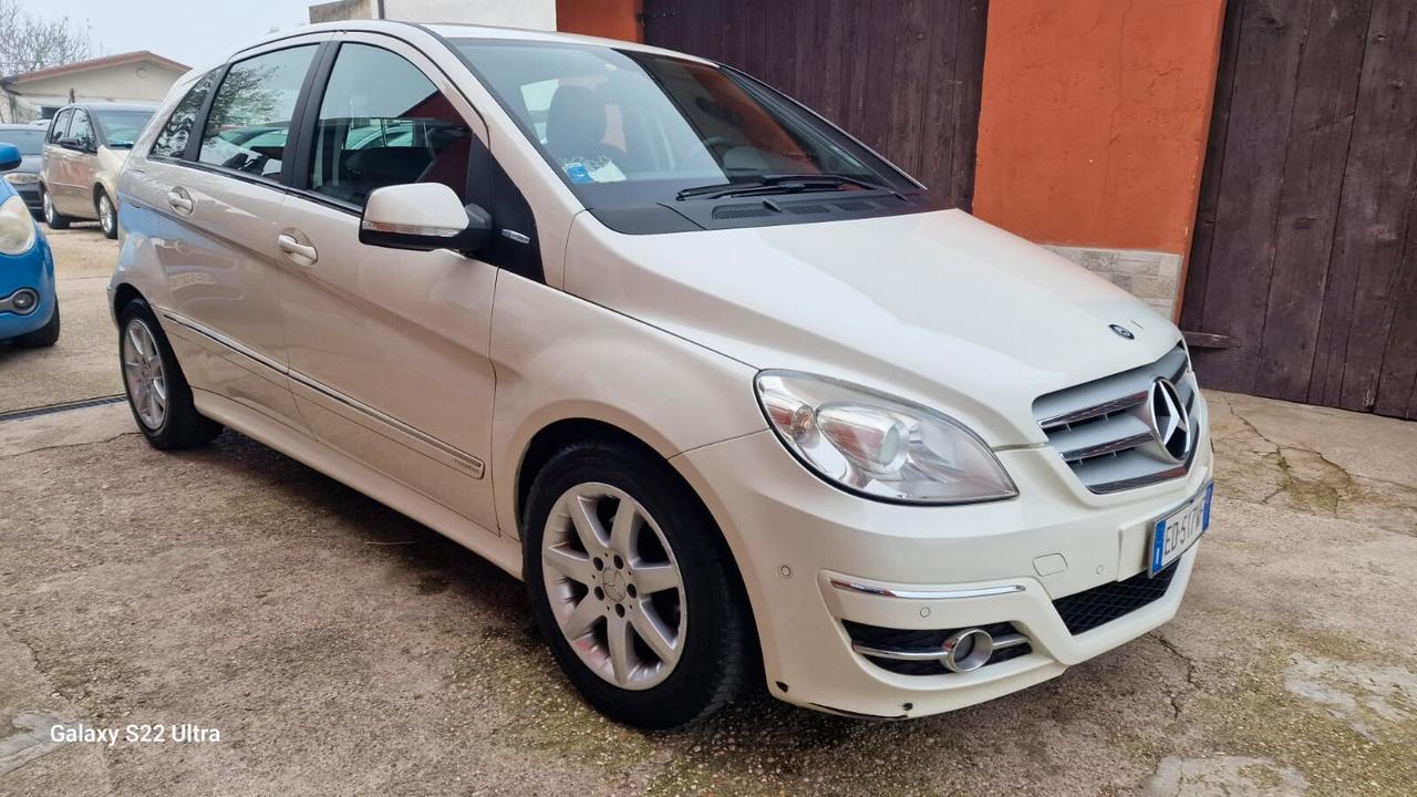 Mercedes-benz B 180 BlueEFFICIENCY Executive