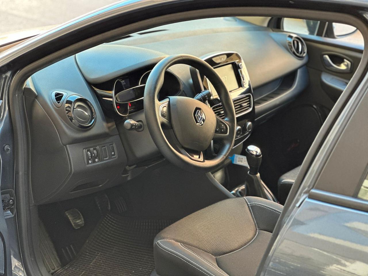 Renault Clio 1.5 dci 75CV Business NAV