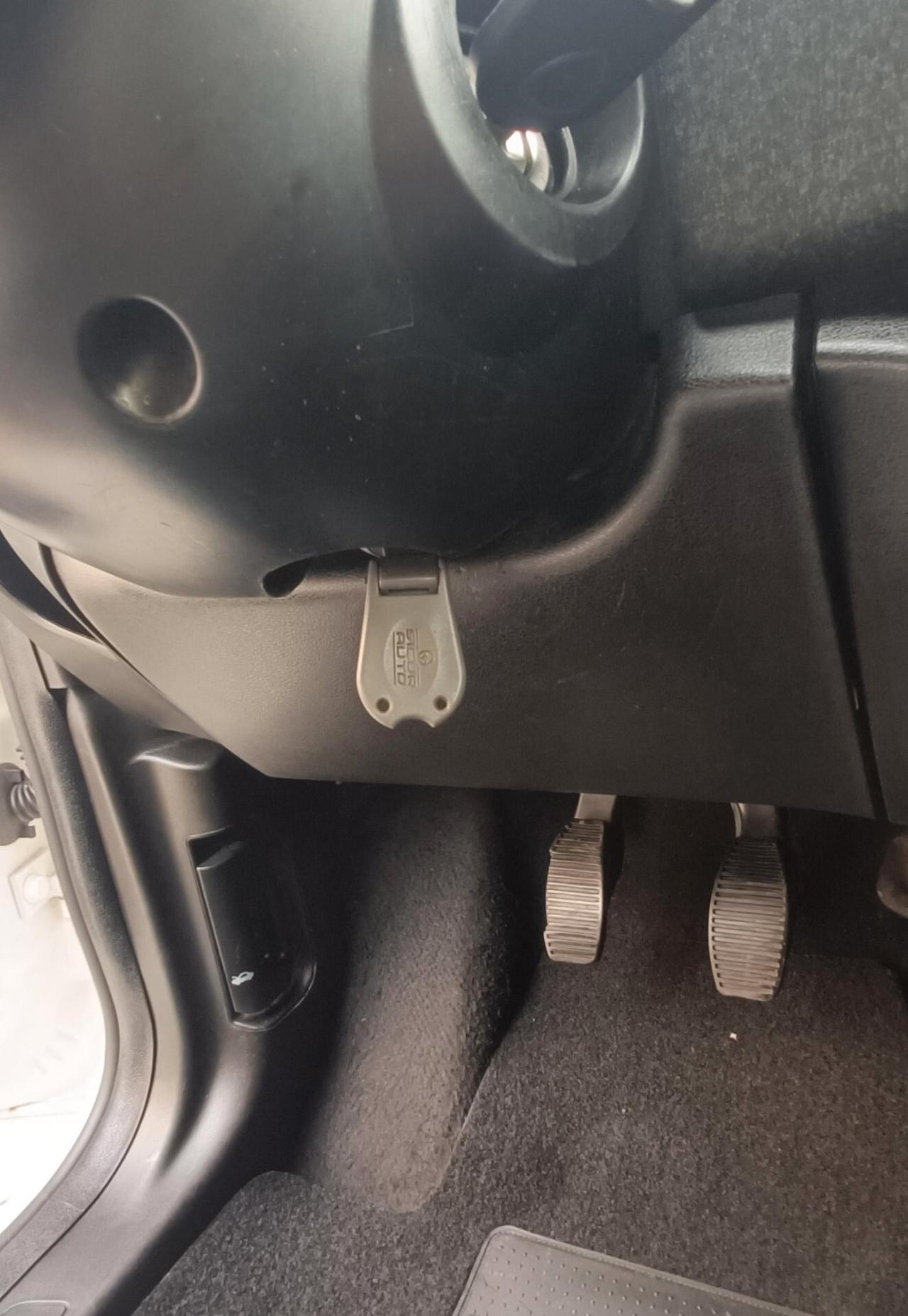 Lancia Ypsilon 1.2 69 CV 5 porte S&S Elefantino Blu