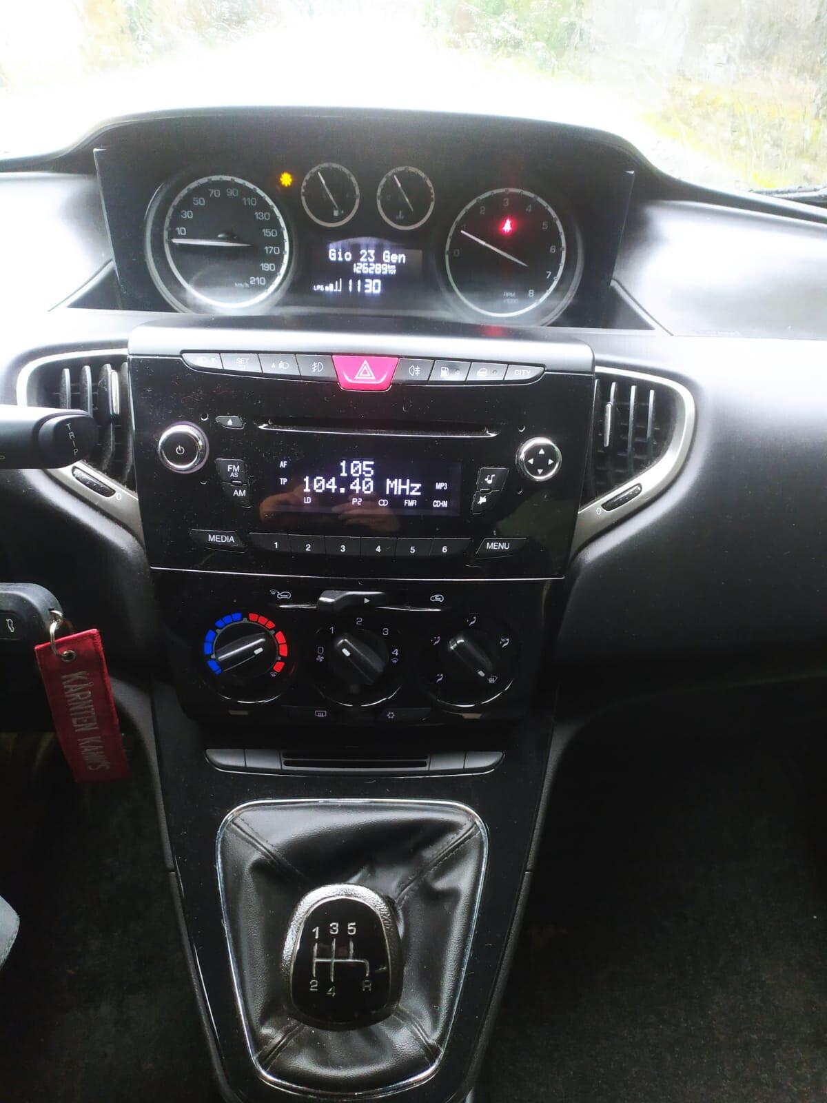 Lancia Ypsilon 1.2 69 CV 5p GPL Ecochic BOMBOLA NUOVA - 2014