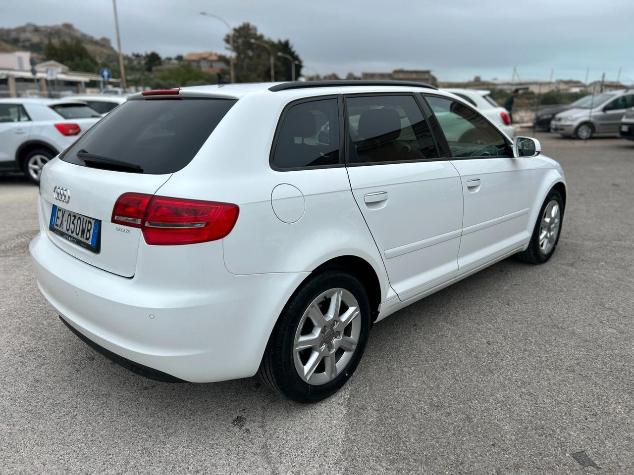 Audi A3 SPB 2.0 TDI 140cv S tronic Attraction