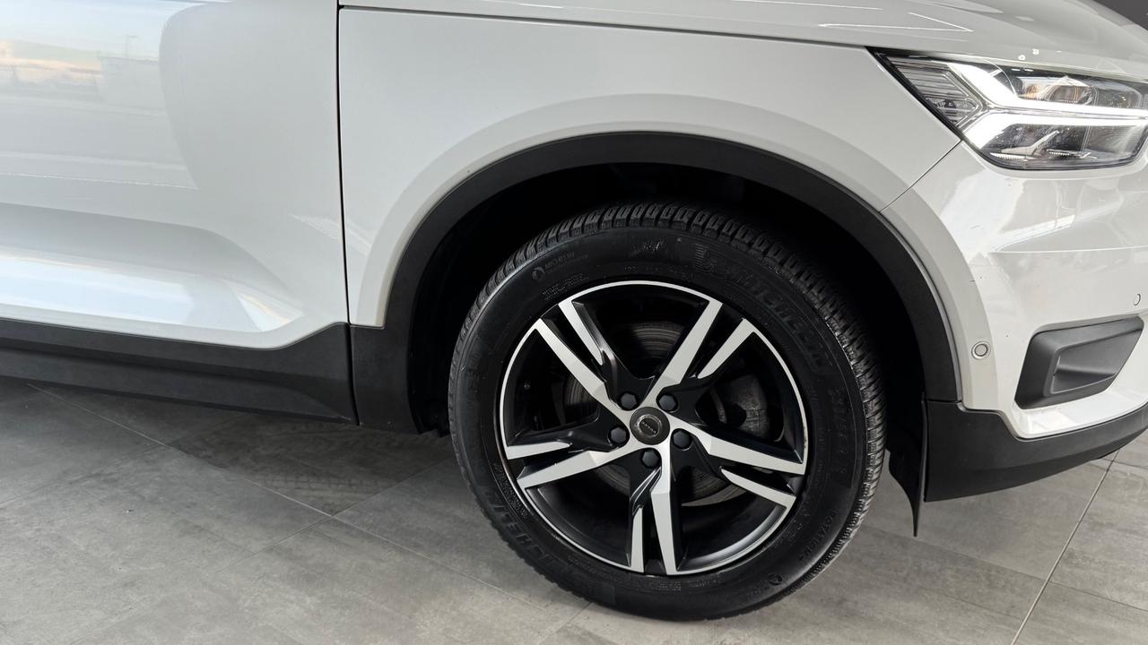 Volvo XC40 2.0 190 CvD4 AWD Geartronic R-design