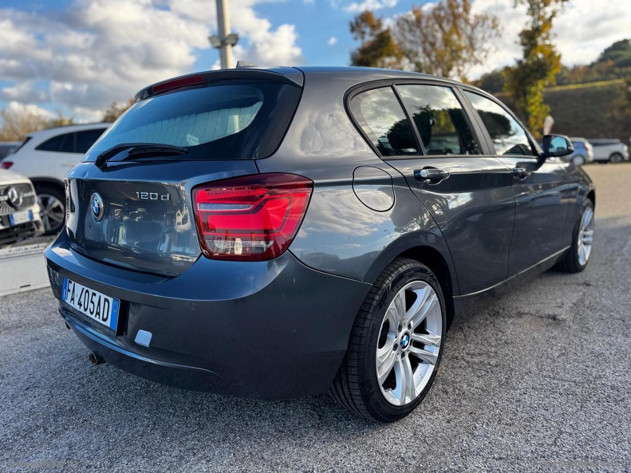 BMW 120d 5p. Sport
