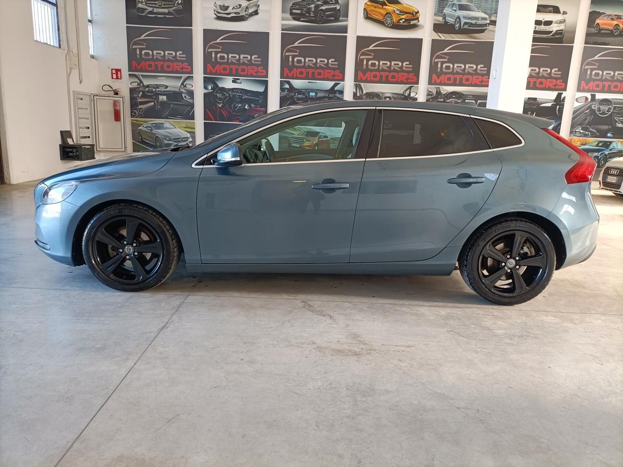 Volvo V40 D2 1.6 Momentum 09/2013