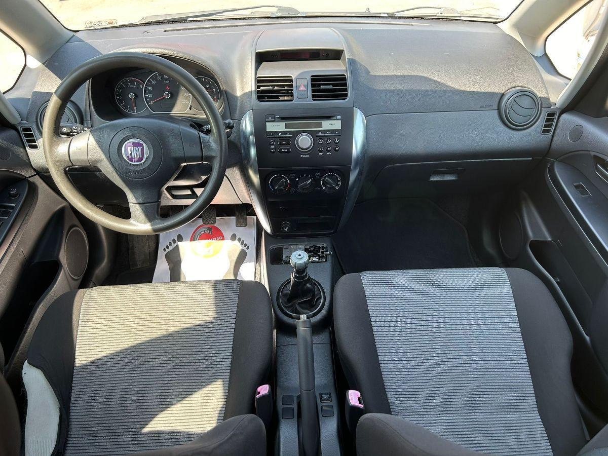 FIAT - Sedici - 1.6 4x4 Dynamic