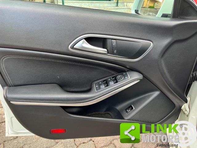 MERCEDES-BENZ CLA 180 CDI Automatic Premium