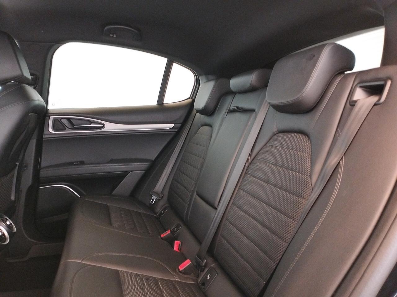 Alfa Romeo Stelvio 2.2 Turbodiesel 160 CV AT8 RWD Super Business