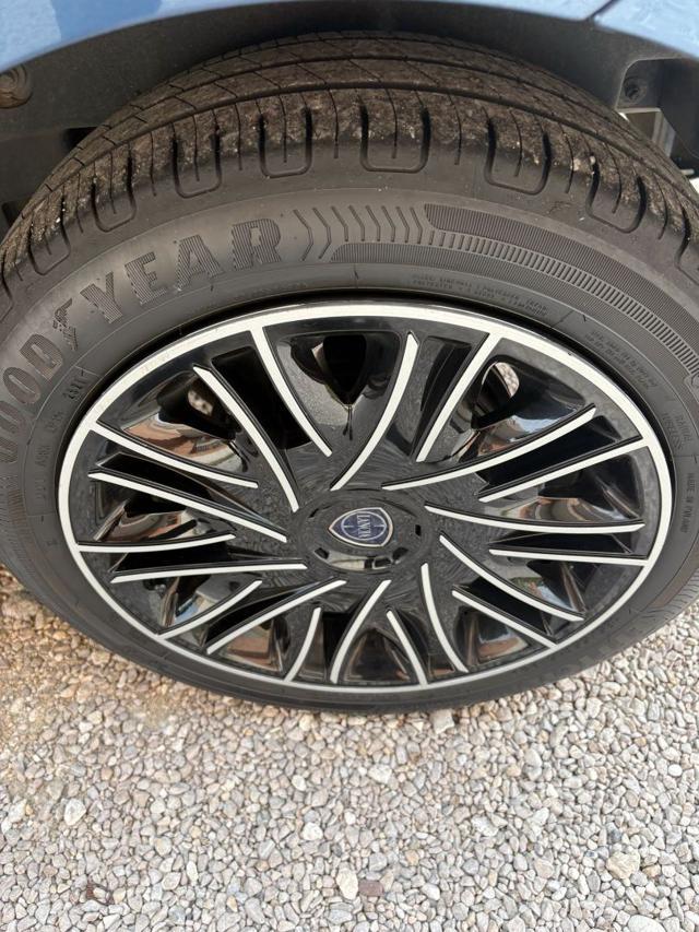 LANCIA Ypsilon 1.0 FireFly 5 porte S&S Hybrid Gold