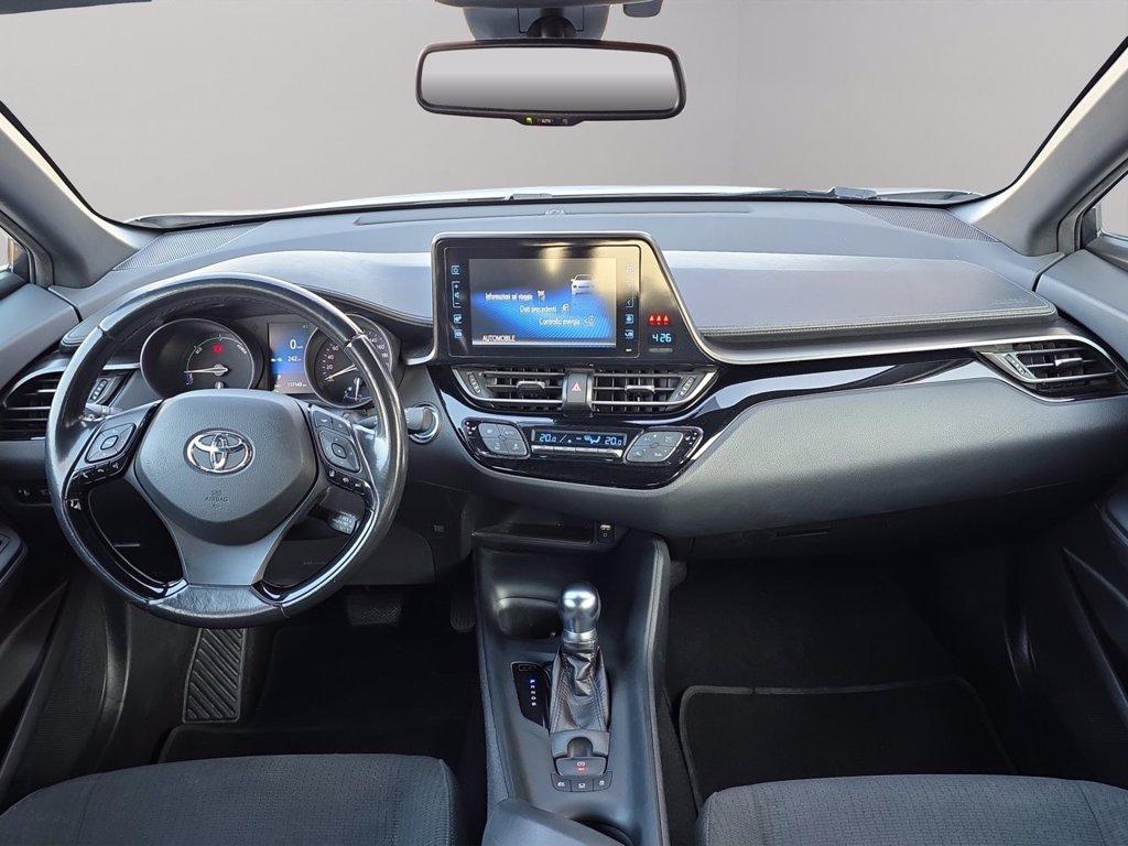 TOYOTA C-hr 1.8h business 2wd e-cvt del 2018