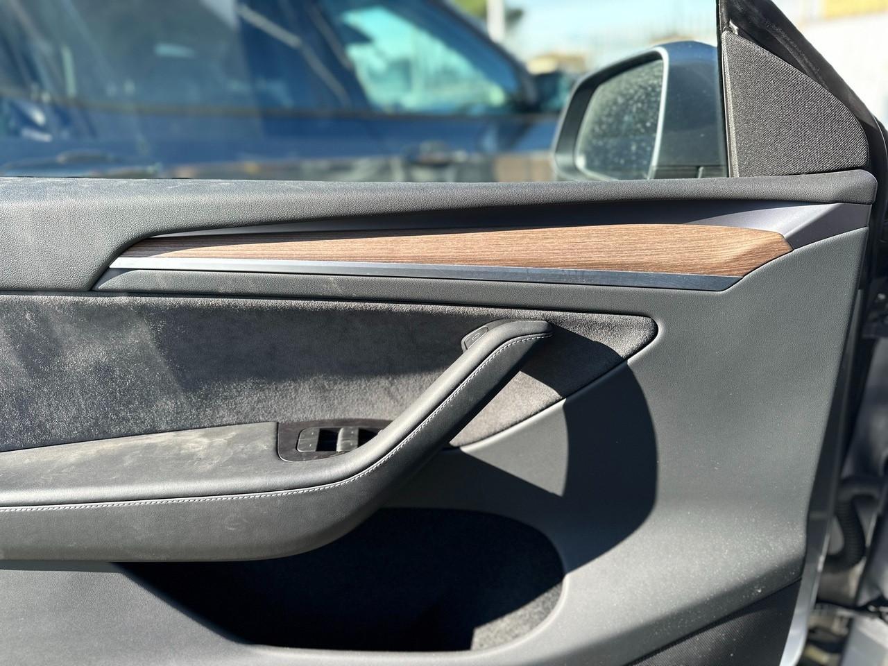 TESLA Model Y 2021 - Model Y Performance Dual Motor awd