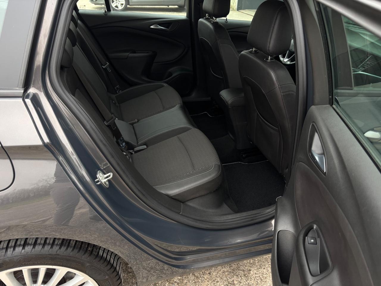 Opel Astra 1.6 CDTi. EURO6-B Garanzia 12 mesi