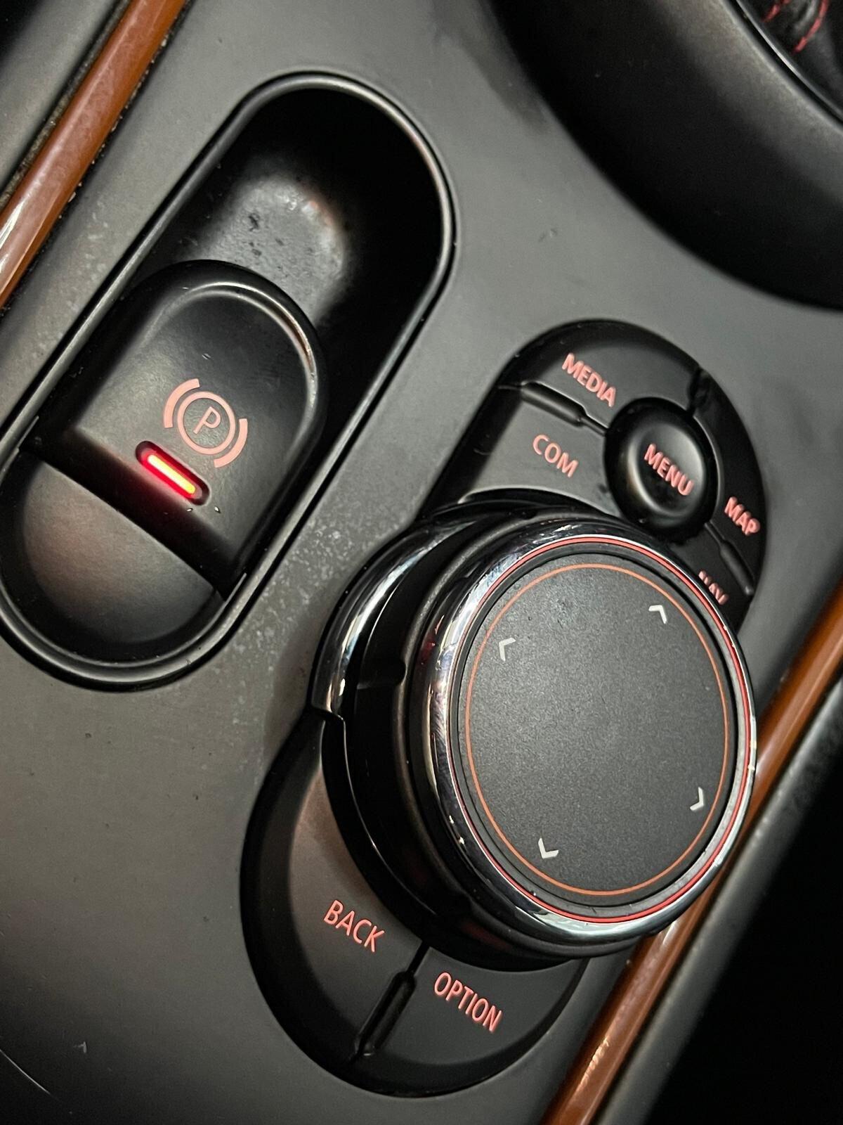 Mini Countryman John Cooper Works 231CV ALL4 pro