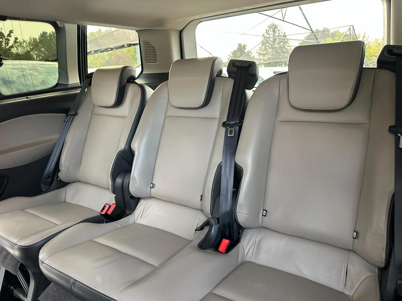 Ford Tourneo Custom 9 POSTI 2.0 TDCi 130CV aut. PL Titanium