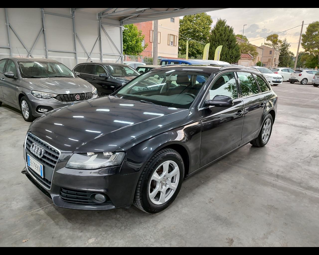 AUDI A4 4ª serie - A4 Avant 2.0 TDI 120 CV Ambiente