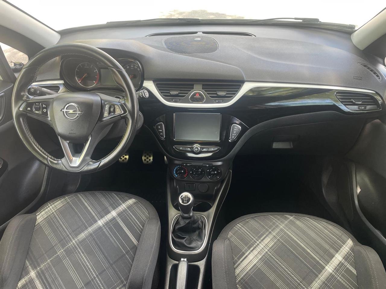 Opel Corsa 1.4 90CV GPL Tech 5 porte Innovation per Neopatentati