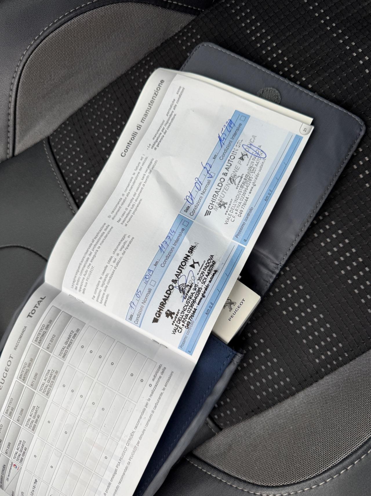 Peugeot 2008 1.6 e-HDi 115 CV Stop&Start Allure full