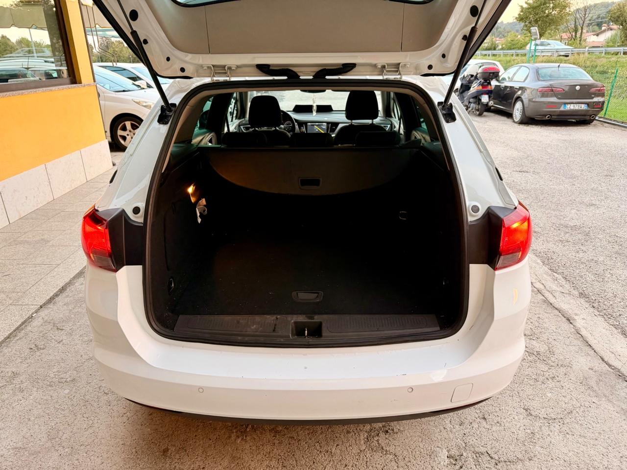 Opel Astra 1.6 CDTi 110CV Start&Stop Sports Tourer Innovation